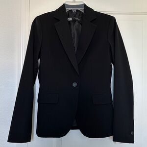 Zara Women's Black Blazer/Jacket (Size 2)